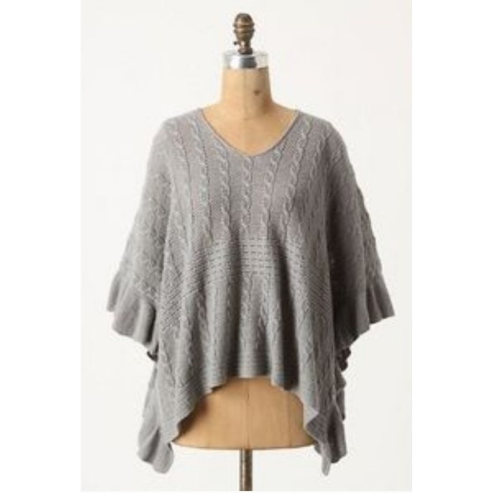 Moth Poncho Women M/L Gray Cable Knit Wool Alpaca Ruffle Anthropologie Sweater